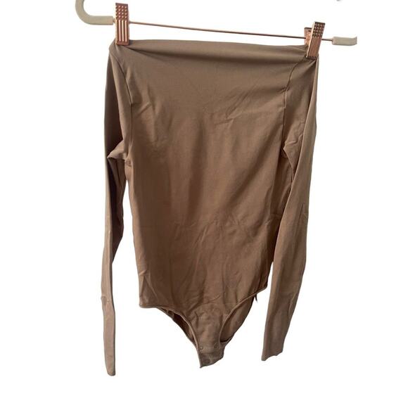 NWOT SKIMS Essential Mock Neck Long Sleeve Bodysuit Size S/M - Picture 5 of 6